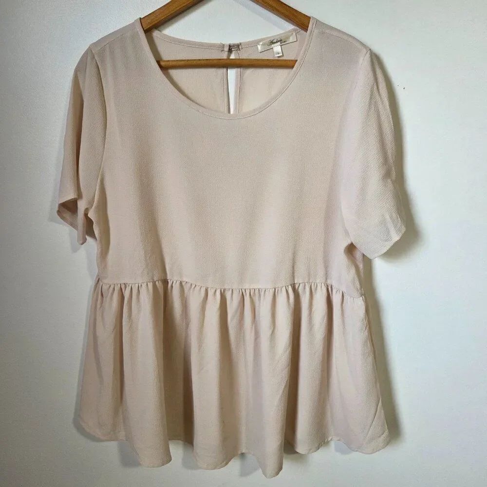 EUC ANDREE BY UNIT CREAM BABY DOLL TOP SIZE L